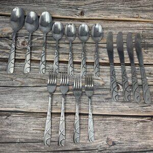 Sasha Sand (Stainless) by CAMBRIDGE SILVER Flatware 15 Piece​
